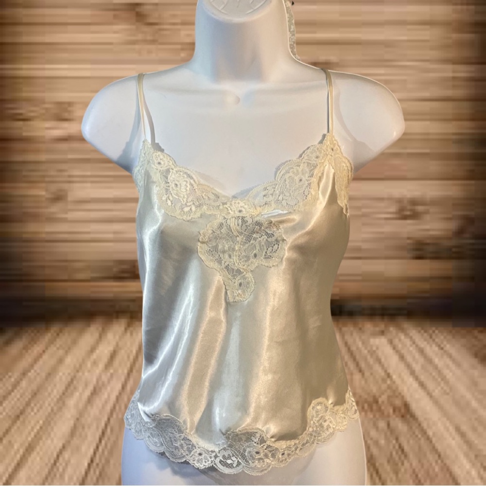 Victoria’s Secret Cream Satin Cami Women Small Adjustable Straps Vintage